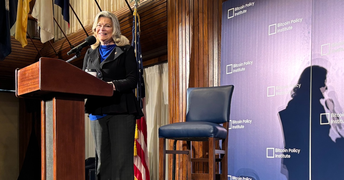 Why The U.s. Must Adopt Bitcoin Now: Key Takeaways From Bitcoin For America