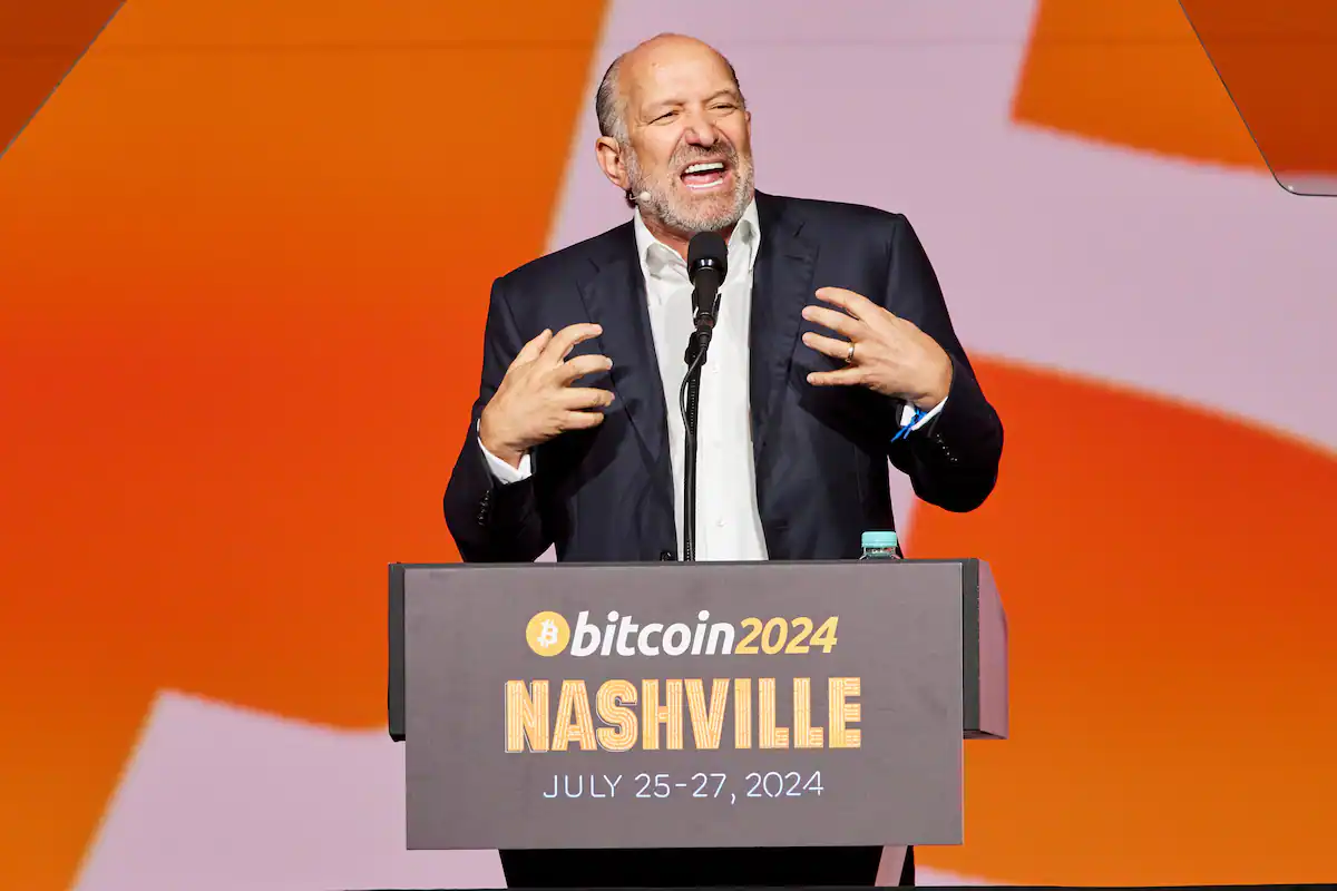 Howard Lutnick Reveals President Trump's Upcoming Bitcoin Reserve Strategy Announcement This Week